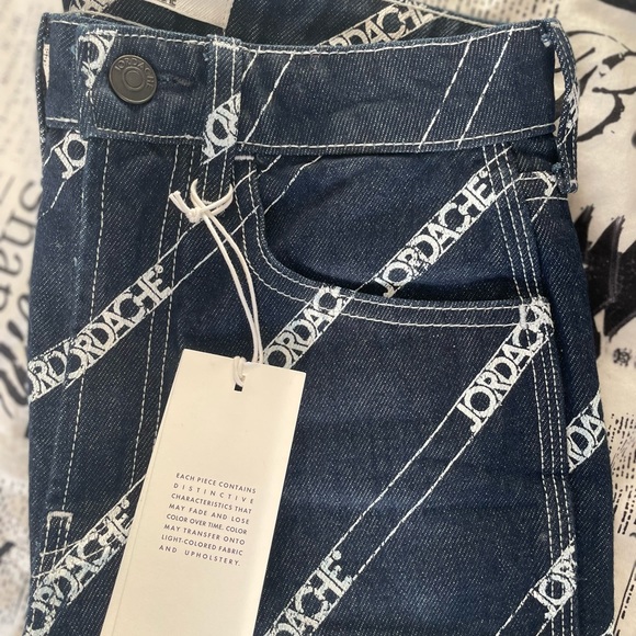 JORDACHE Blue Rinse Diagonal Logo Vintage Crop Jeans - Picture 5 of 9
